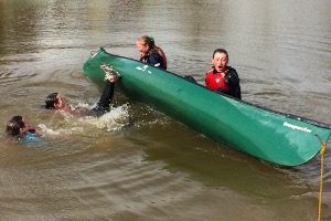 Canoe balance game
